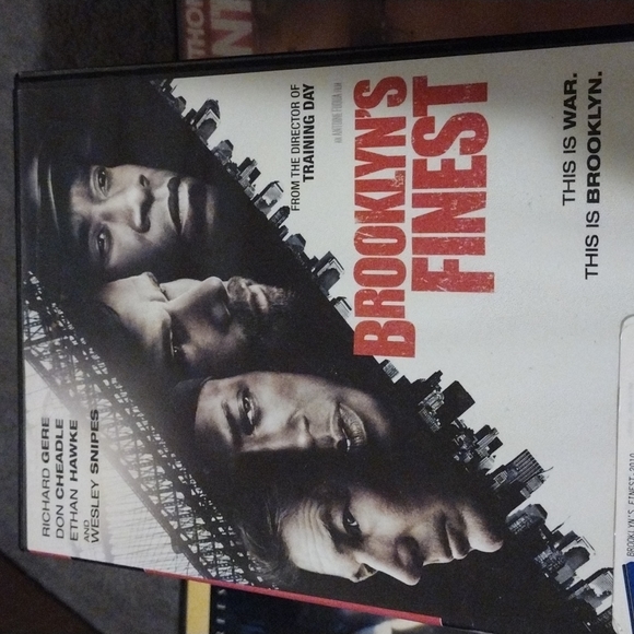 Dvds - Picture 10 of 13